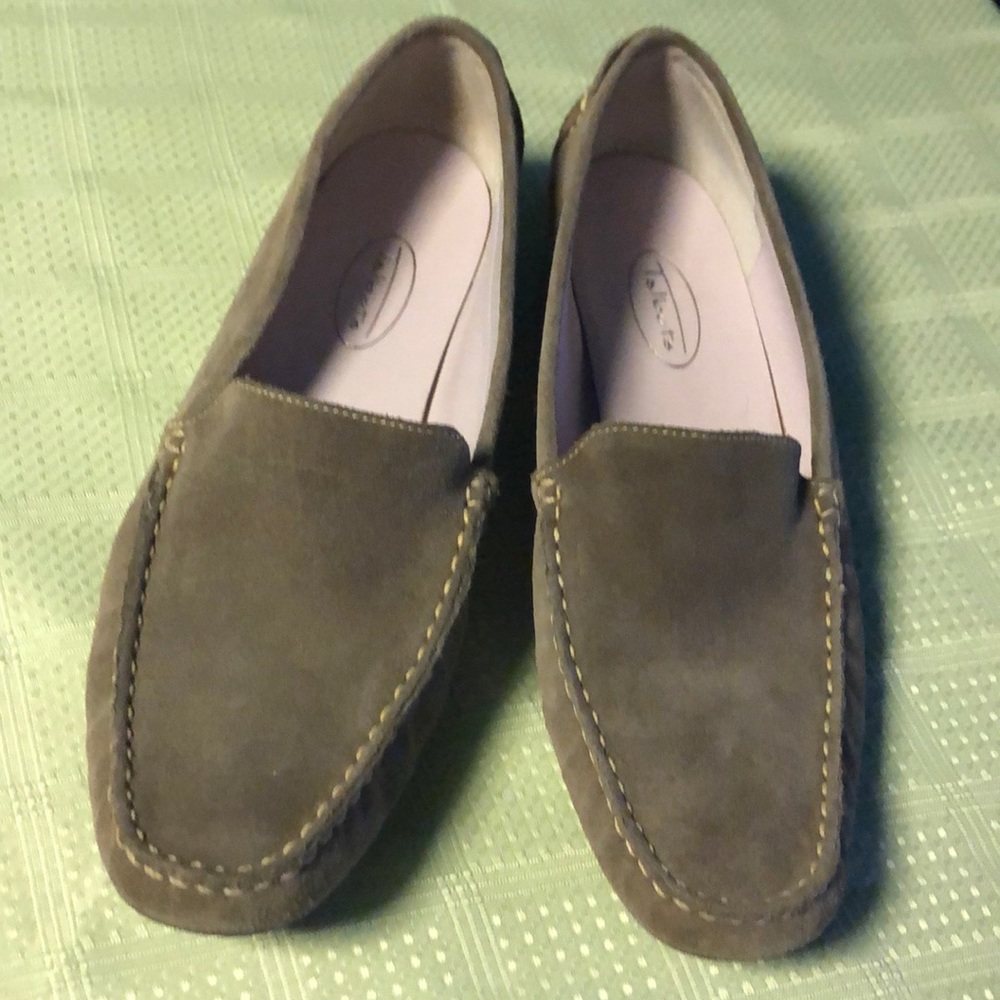 Talbots Women’s Tan Leather Loafers
